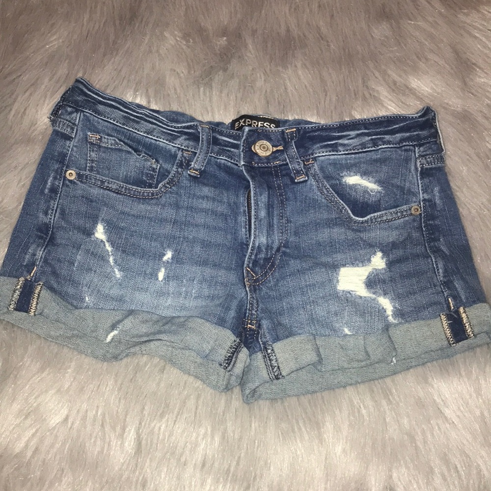 Express shortie shorts